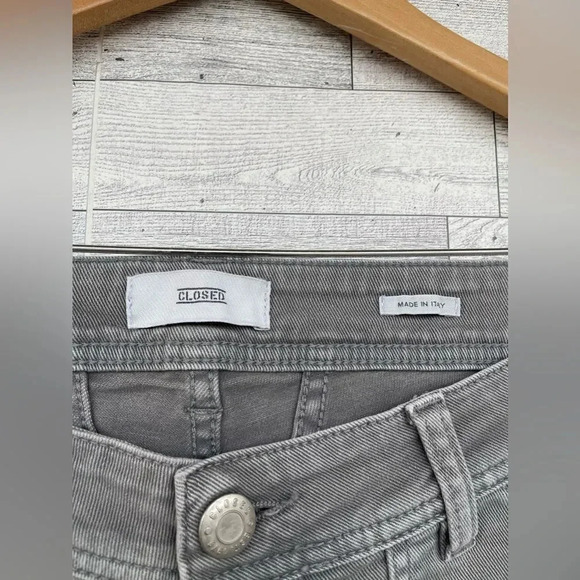 Closed  Francesca Moto Cropped  Jeans size 30 - Picture 3 of 11